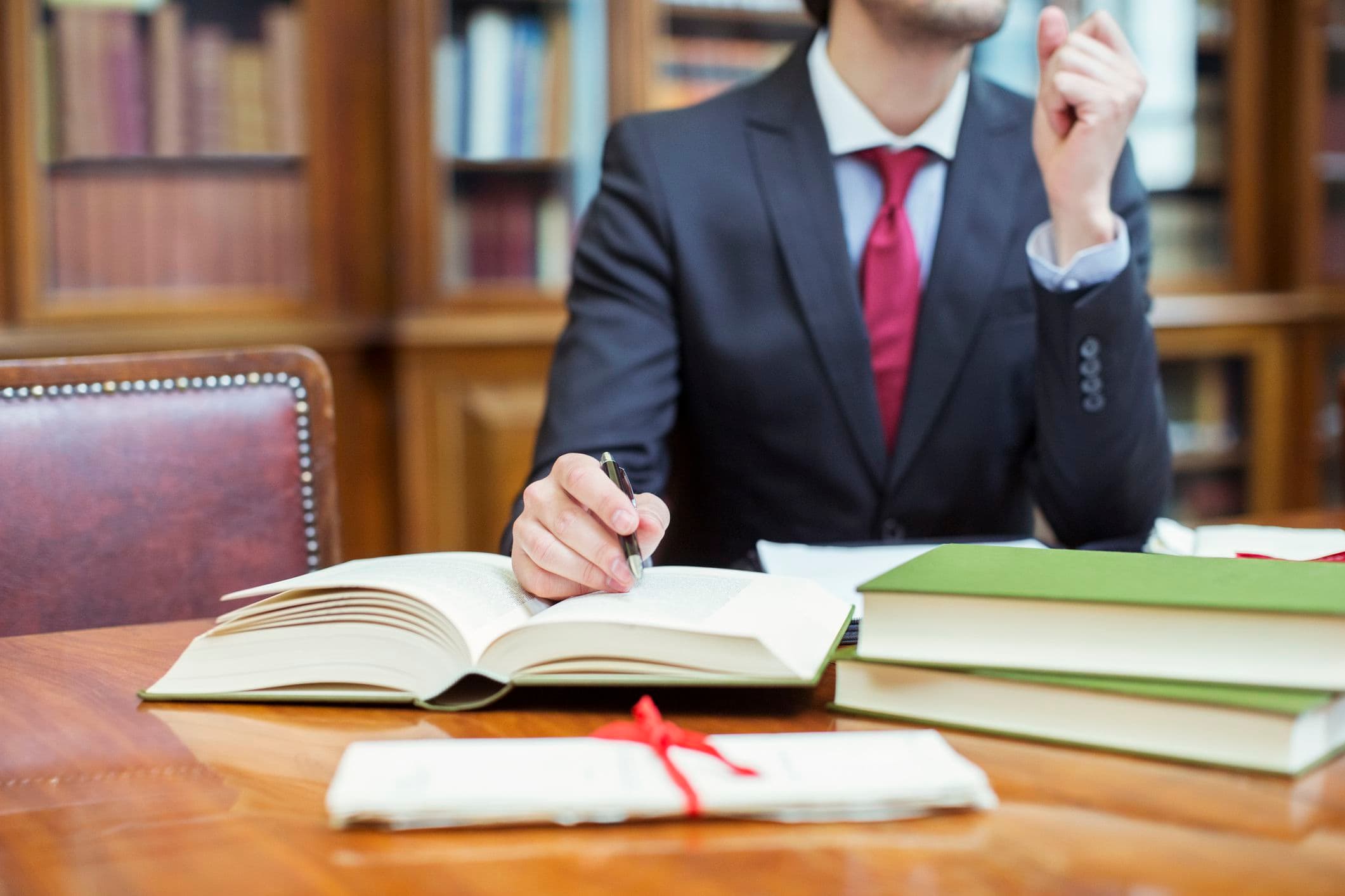 Casting Call: Actors to Play in Law Firm Commercial in Chicago